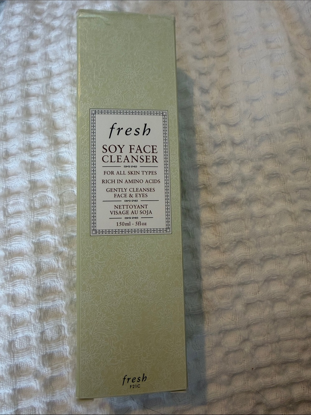 fresh Soy Face Cleanser - Light Green Packaging